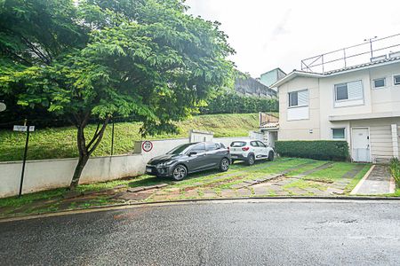 Casa de condomínio à venda com 193m², 4 quartos e 7 vagasFachada