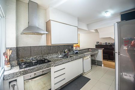 Casa de condomínio à venda com 193m², 4 quartos e 7 vagasCozinha