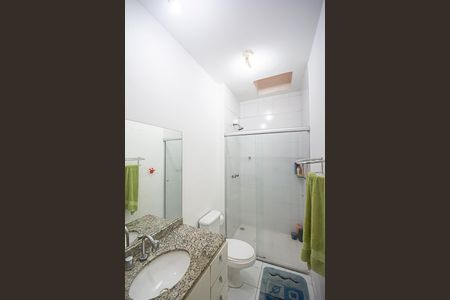 Casa de condomínio à venda com 193m², 4 quartos e 7 vagasBanheiro