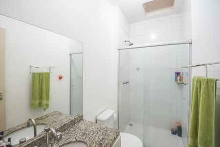 Casa de condomínio à venda com 193m², 4 quartos e 7 vagasBanheiro