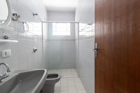 Casa para alugar com 480m², 4 quartos e 3 vagasBanheiro Social