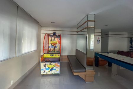 Apartamento para alugar com 47m², 2 quartos e 1 vaga Apartamento para alugar com 47m², 2 quartos e 1 vagaSalão de jogos