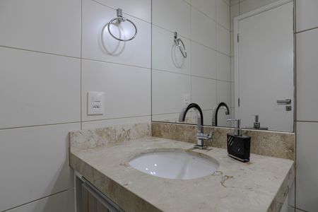 Apartamento para alugar com 110m², 3 quartos e 2 vagasBanheiro - Quarto 3 - Suíte