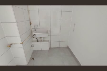 Apartamento à venda com 35m², 2 quartos e sem vaga Apartamento à venda com 35m², 2 quartos e sem vagaSala / Cozinha e Área de serviço
