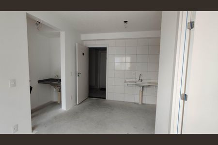 Apartamento à venda com 35m², 2 quartos e sem vaga Apartamento à venda com 35m², 2 quartos e sem vagaSala / Cozinha e Área de serviço