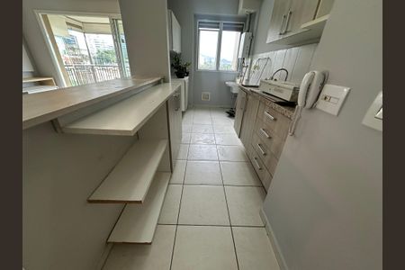 Apartamento para alugar com 74m², 2 quartos e 2 vagas Apartamento para alugar com 74m², 2 quartos e 2 vagasCozinha