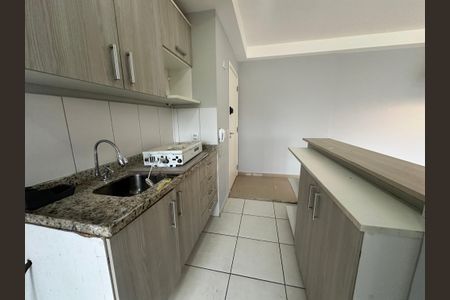 Apartamento para alugar com 74m², 2 quartos e 2 vagas Apartamento para alugar com 74m², 2 quartos e 2 vagasCozinha