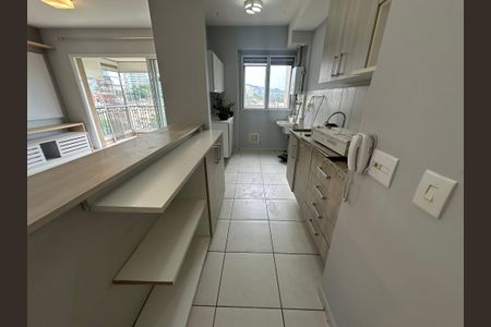 Apartamento para alugar com 74m², 2 quartos e 2 vagas Apartamento para alugar com 74m², 2 quartos e 2 vagasCozinha