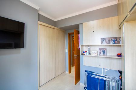 Apartamento à venda com 60m², 2 quartos e 2 vagas Apartamento à venda com 60m², 2 quartos e 2 vagasQuarto 2