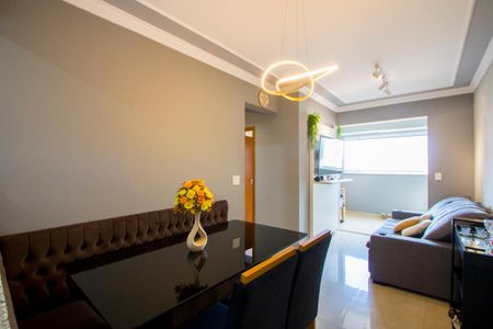Apartamento à venda com 60m², 2 quartos e 2 vagas Apartamento à venda com 60m², 2 quartos e 2 vagasSala