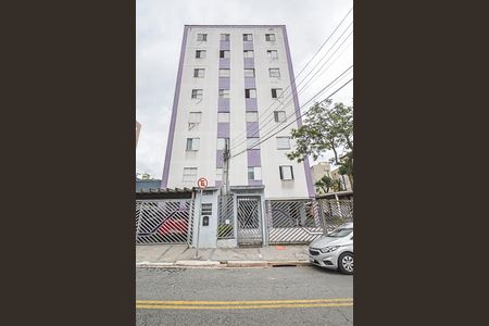 Apartamento à venda com 77m², 2 quartos e 1 vaga Apartamento à venda com 77m², 2 quartos e 1 vagaFachada e portaria