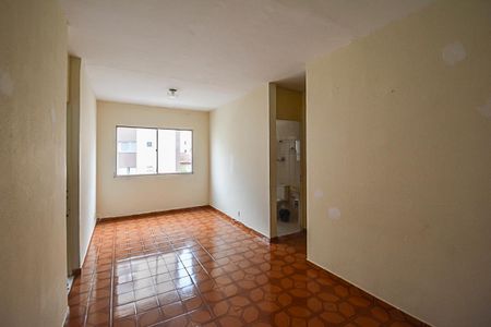 Apartamento à venda com 77m², 2 quartos e 1 vaga Apartamento à venda com 77m², 2 quartos e 1 vagaSala