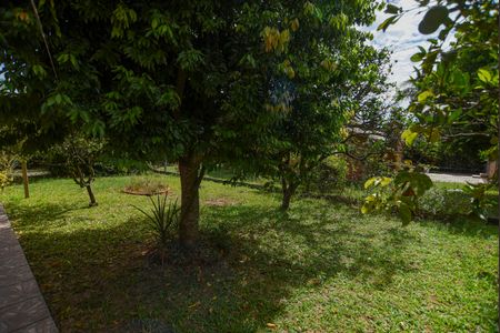 Casa de condomínio para alugar com 120m², 3 quartos e 4 vagasQuintal