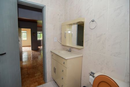 Casa de condomínio para alugar com 120m², 3 quartos e 4 vagasBanheiro 1