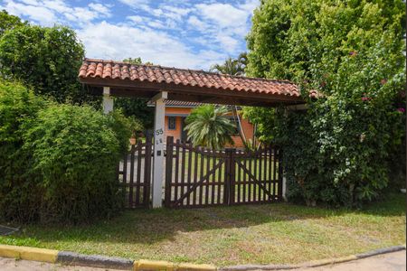 Casa de condomínio para alugar com 120m², 3 quartos e 4 vagasFachada