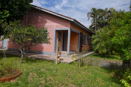 Casa de condomínio para alugar com 120m², 3 quartos e 4 vagasQuintal