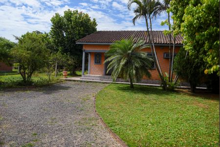 Casa de condomínio para alugar com 120m², 3 quartos e 4 vagasEntrada