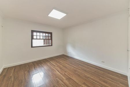 Quarto 1 de casa para alugar com 2 quartos, 144m² em Vila Congonhas, São Paulo