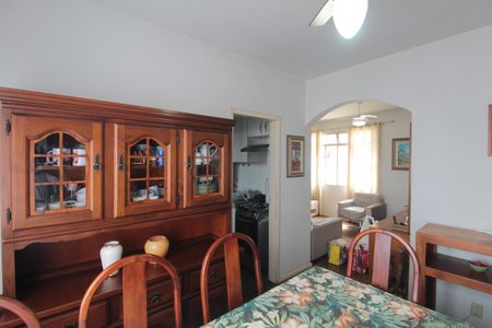 Apartamento à venda com 97m², 3 quartos e 1 vagaCopa