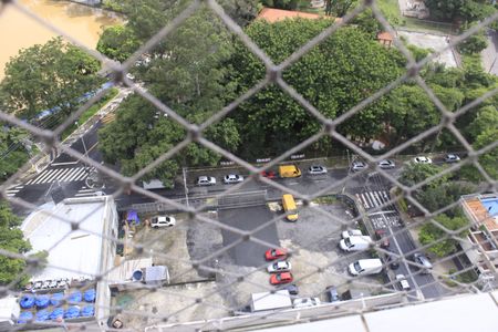 Apartamento à venda com 165m², 3 quartos e 2 vagasVista da Suíte 1