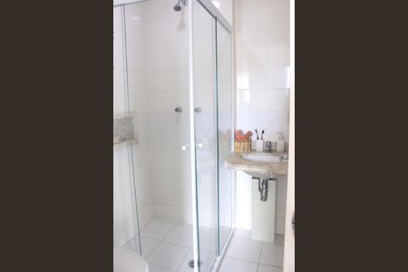 Apartamento à venda com 165m², 3 quartos e 2 vagasBanheiro da Suíte 3