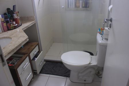 Apartamento à venda com 165m², 3 quartos e 2 vagasBanheiro da Suíte 1