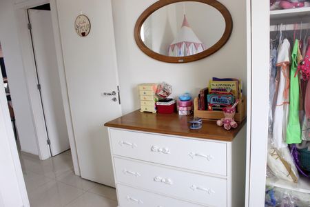 Apartamento à venda com 165m², 3 quartos e 2 vagasSuíte 2