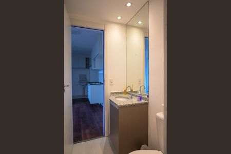 Apartamento para alugar com 34m², 2 quartos e sem vagaBanheiro