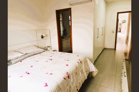 Casa à venda com 3 quartos, 250m² em Vila Prudente, São Paulo