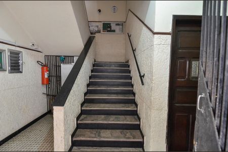 Apartamento para alugar com 80m², 2 quartos e sem vagaHall