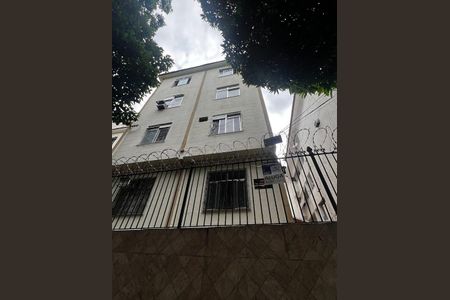 Apartamento para alugar com 80m², 2 quartos e sem vagaFachada