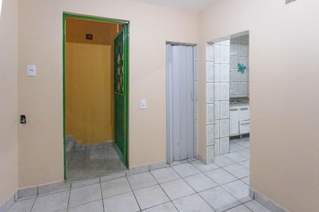 Casa para alugar com 2 quartos, 50m² em Campanário, Diadema