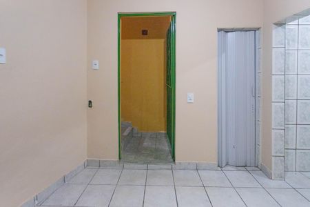 Sala    de casa para alugar com 2 quartos, 50m² em Campanário, Diadema