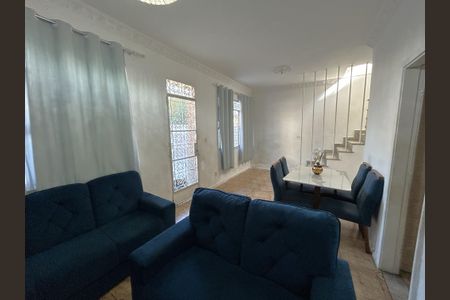 Sala de casa à venda com 2 quartos, 181m² em Piedade, Rio de Janeiro
