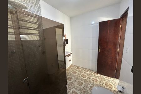 Casa para alugar com 181m², 2 quartos e 1 vagaBanheiro