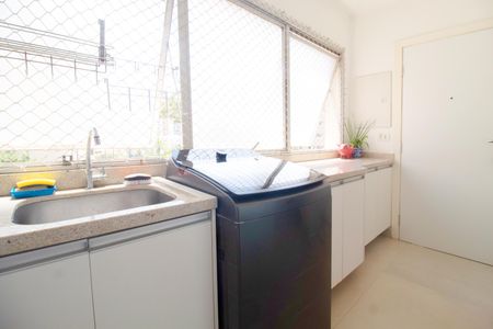 Apartamento à venda com 157m², 3 quartos e 2 vagas