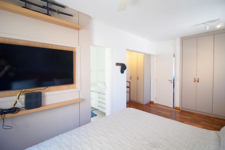 Apartamento à venda com 157m², 3 quartos e 2 vagas