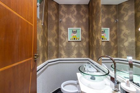 Casa à venda com 192m², 3 quartos e 3 vagas Casa à venda com 192m², 3 quartos e 3 vagasLavabo