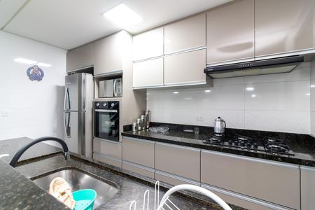Casa à venda com 192m², 3 quartos e 3 vagas Casa à venda com 192m², 3 quartos e 3 vagasCozinha