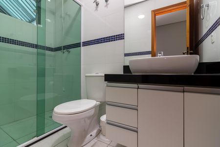 Casa à venda com 192m², 3 quartos e 3 vagas Casa à venda com 192m², 3 quartos e 3 vagasBanheiro da Suíte 3