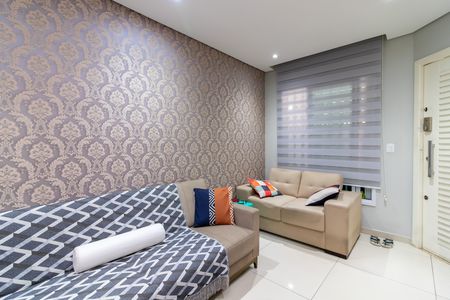 Casa à venda com 192m², 3 quartos e 3 vagas Casa à venda com 192m², 3 quartos e 3 vagasSala de Estar