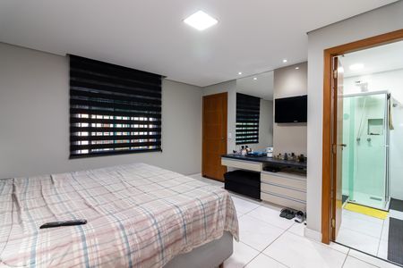 Casa à venda com 192m², 3 quartos e 3 vagas Casa à venda com 192m², 3 quartos e 3 vagasSuíte 1