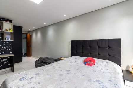 Casa à venda com 192m², 3 quartos e 3 vagas Casa à venda com 192m², 3 quartos e 3 vagasSuíte 2