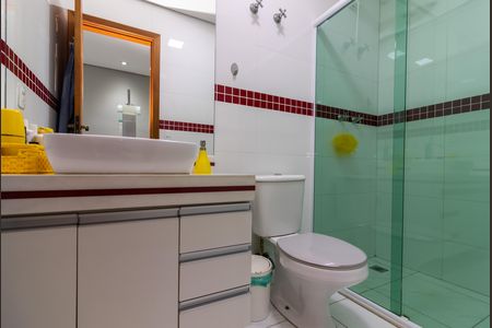 Casa à venda com 192m², 3 quartos e 3 vagas Casa à venda com 192m², 3 quartos e 3 vagasBanheiro da Suíte 2