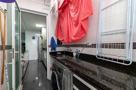 Casa à venda com 192m², 3 quartos e 3 vagas Casa à venda com 192m², 3 quartos e 3 vagasÁrea de Serviço