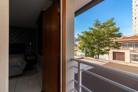 Casa à venda com 192m², 3 quartos e 3 vagas Casa à venda com 192m², 3 quartos e 3 vagasVaranda da Suíte 1
