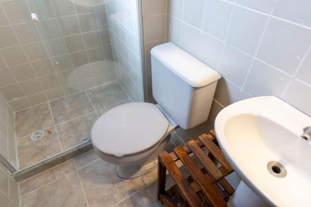 Apartamento para alugar com 55m², 2 quartos e 1 vaga Apartamento para alugar com 55m², 2 quartos e 1 vagaBanheiro