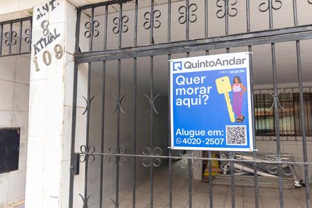 Casa para alugar com 150m², 2 quartos e 2 vagas Casa para alugar com 150m², 2 quartos e 2 vagasPlaquinha - Cód. YZUS-449