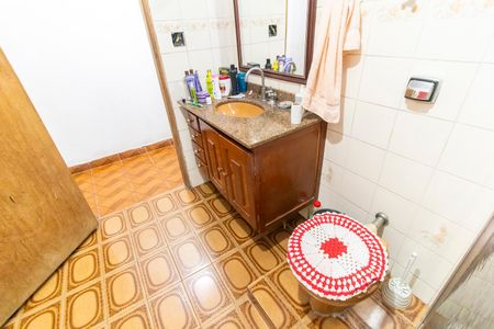 Casa para alugar com 150m², 2 quartos e 2 vagas Casa para alugar com 150m², 2 quartos e 2 vagasBanheiro do Piso Superior