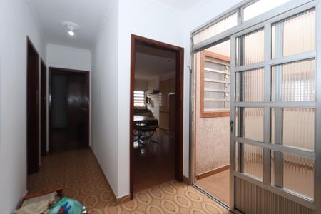 Casa à venda com 244m², 3 quartos e 3 vagasHall e Jardim de Inverno